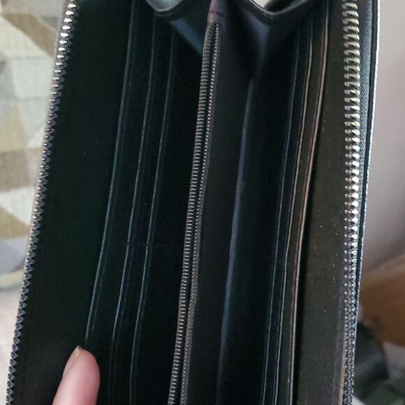 Nwt Rebecca & Rifka wristlet, wallet, purse, zipper bag.3 comps. Cards, money... - Picture 4 of 9